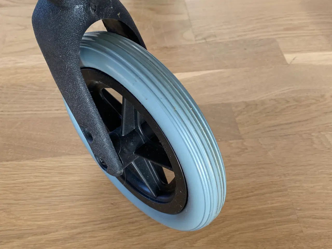 Billede 2 - Rollator, som ny