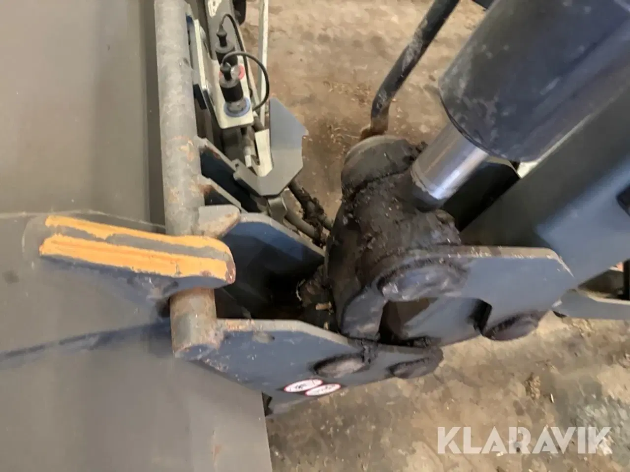 Billede 9 - Frontlæsser Quicke Q56 komplet med beslag