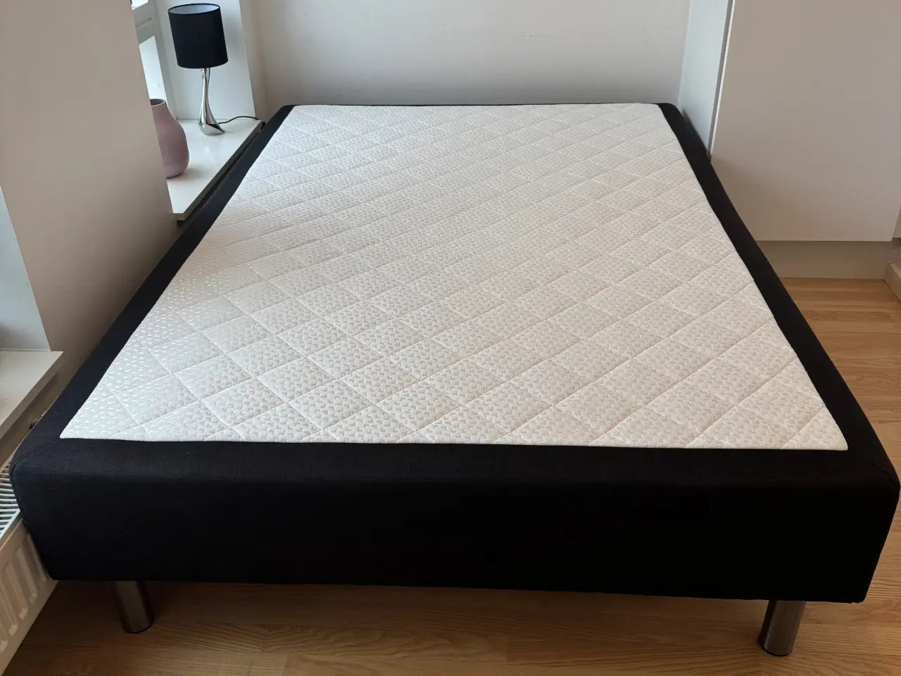 Billede 2 - Seng med god komfort