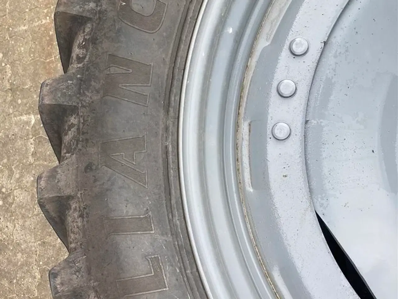 Billede 13 - Alliance 380/90-50 + 380/85-34 Fælge med løs ring til forskellige traktor modeller