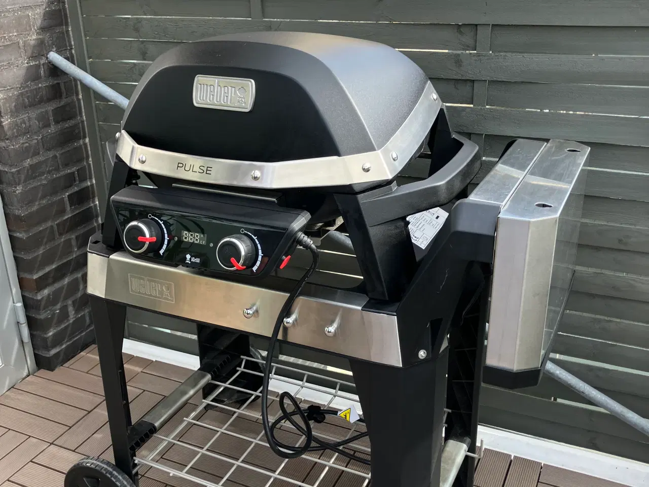 Billede 2 - Weber PULSE 2000 elgrill