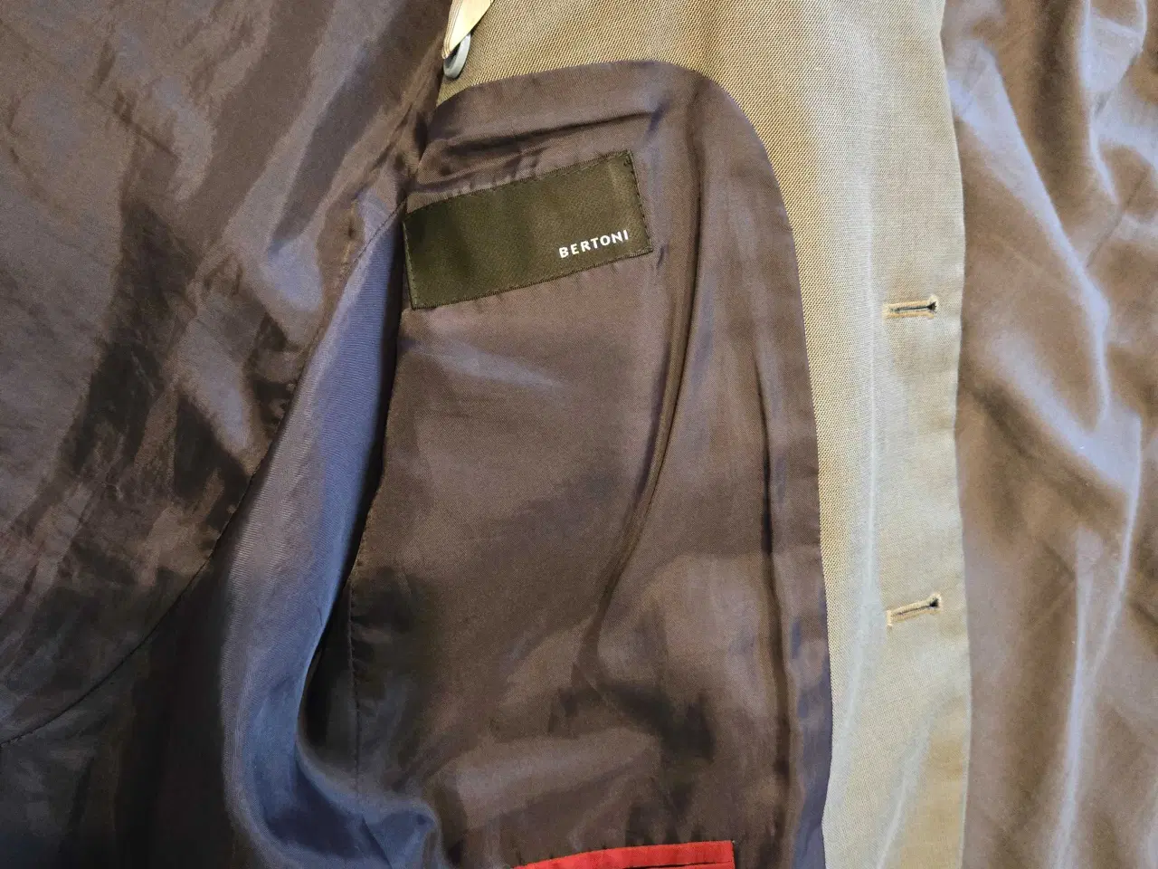 Billede 2 - Bertoni jakke i størrelse L i grå