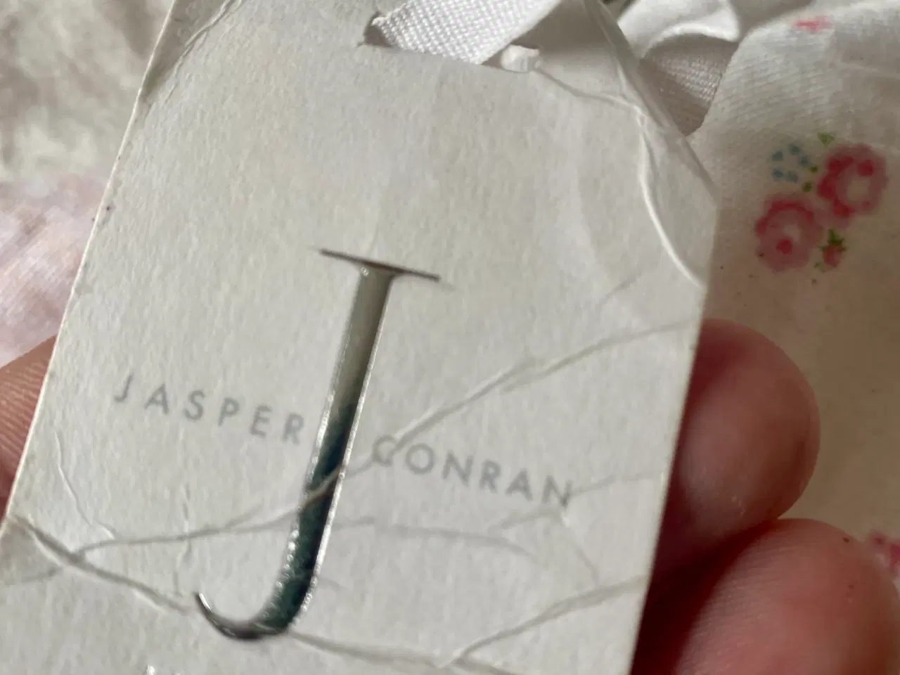 Billede 6 - Jasper Conran huer 0-3 måneder