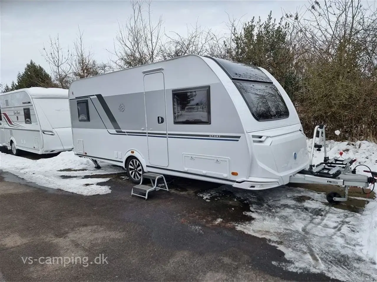 Billede 1 - 2023 - Knaus Sport 500 UF   HYSTERISK VELHOLDT CAMPINGVOGN MED FRANSK SENG.