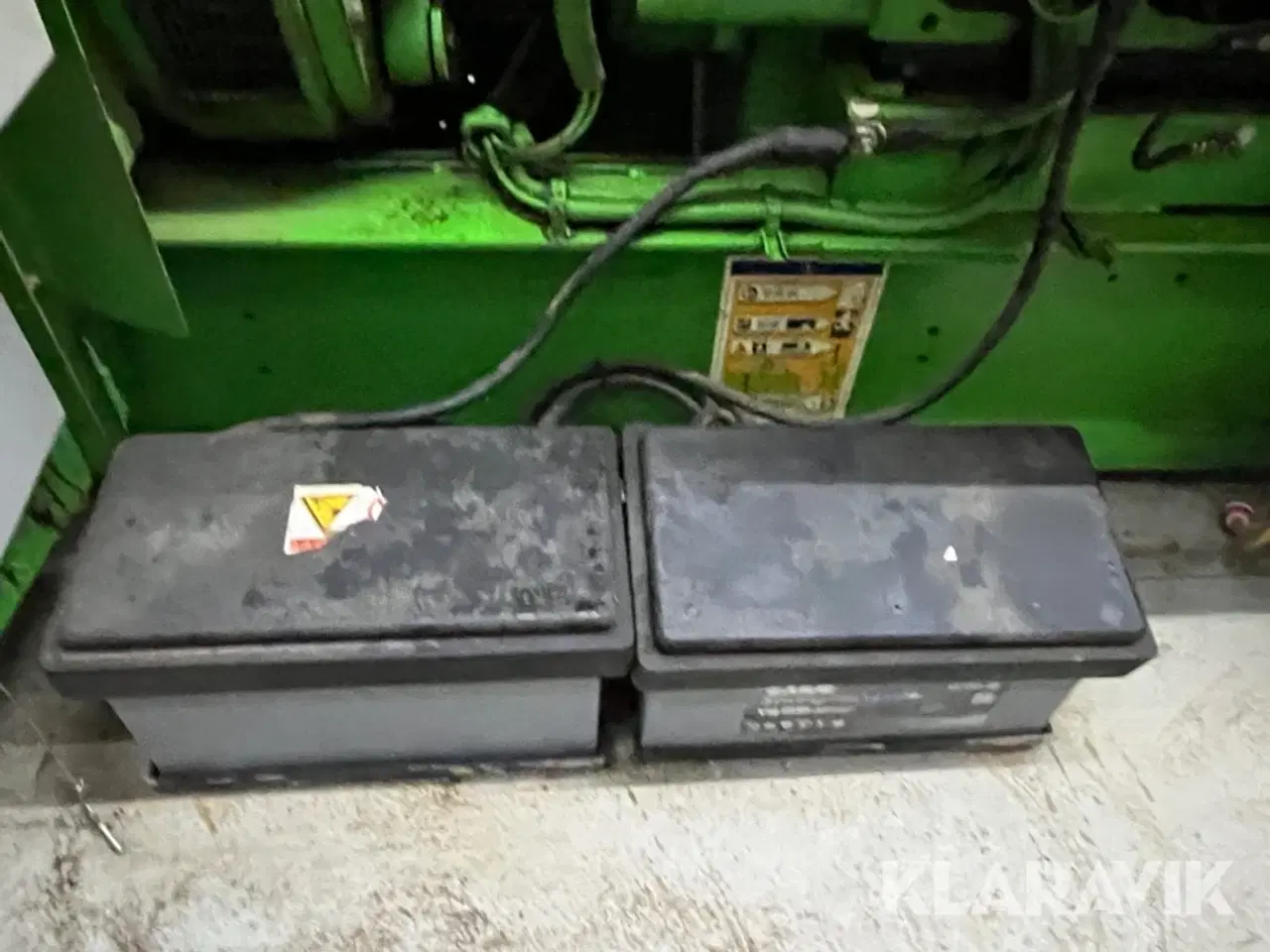 Billede 12 - Biogas motor med generator og styrerskab