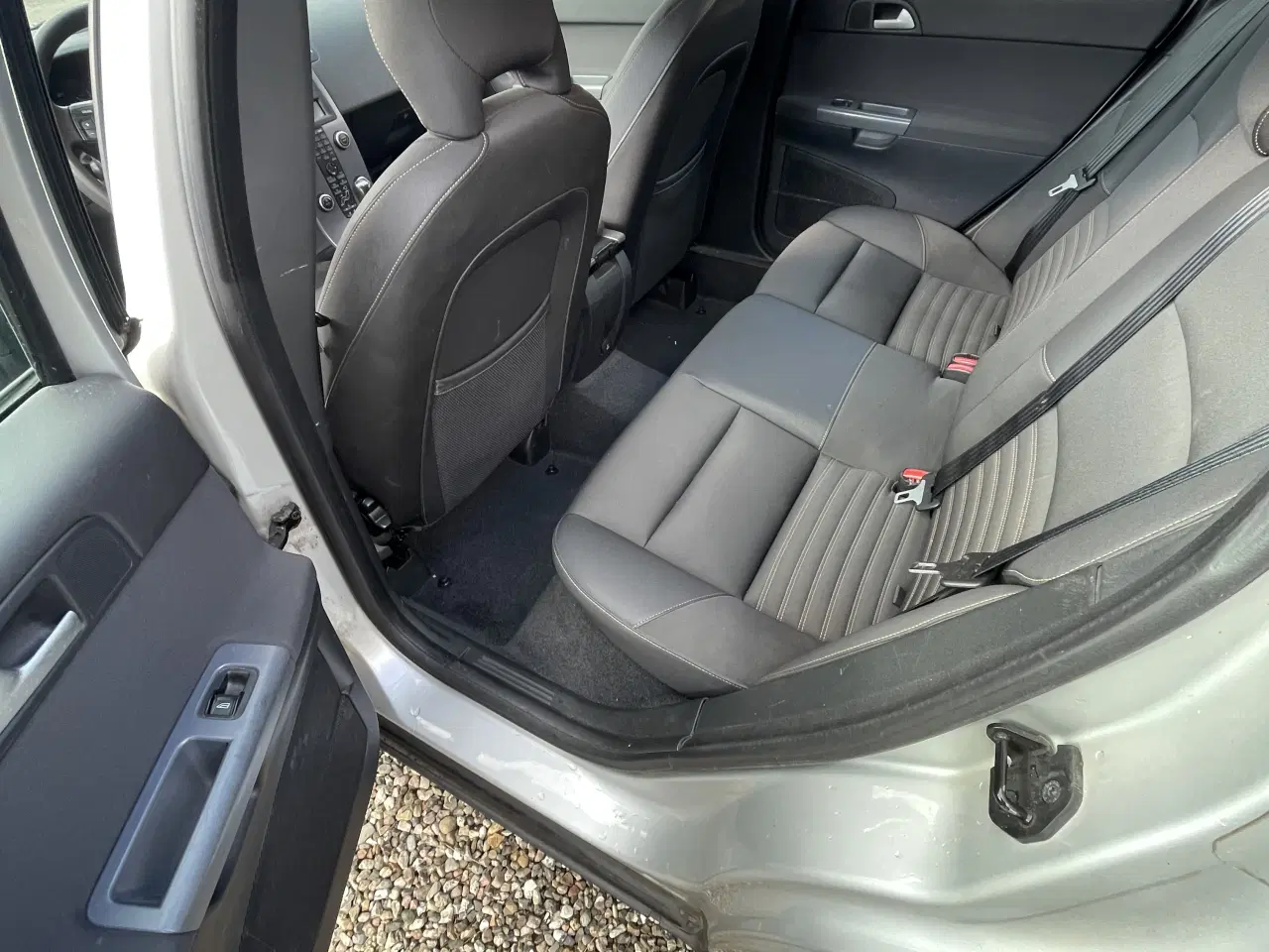 Billede 6 - Nysynet pæn Volvo v50 1.8 Benzin