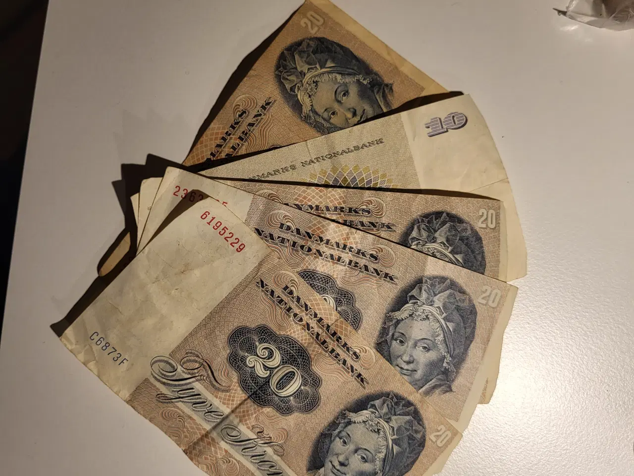 Billede 4 - Gamle Mønter/bud modtages 