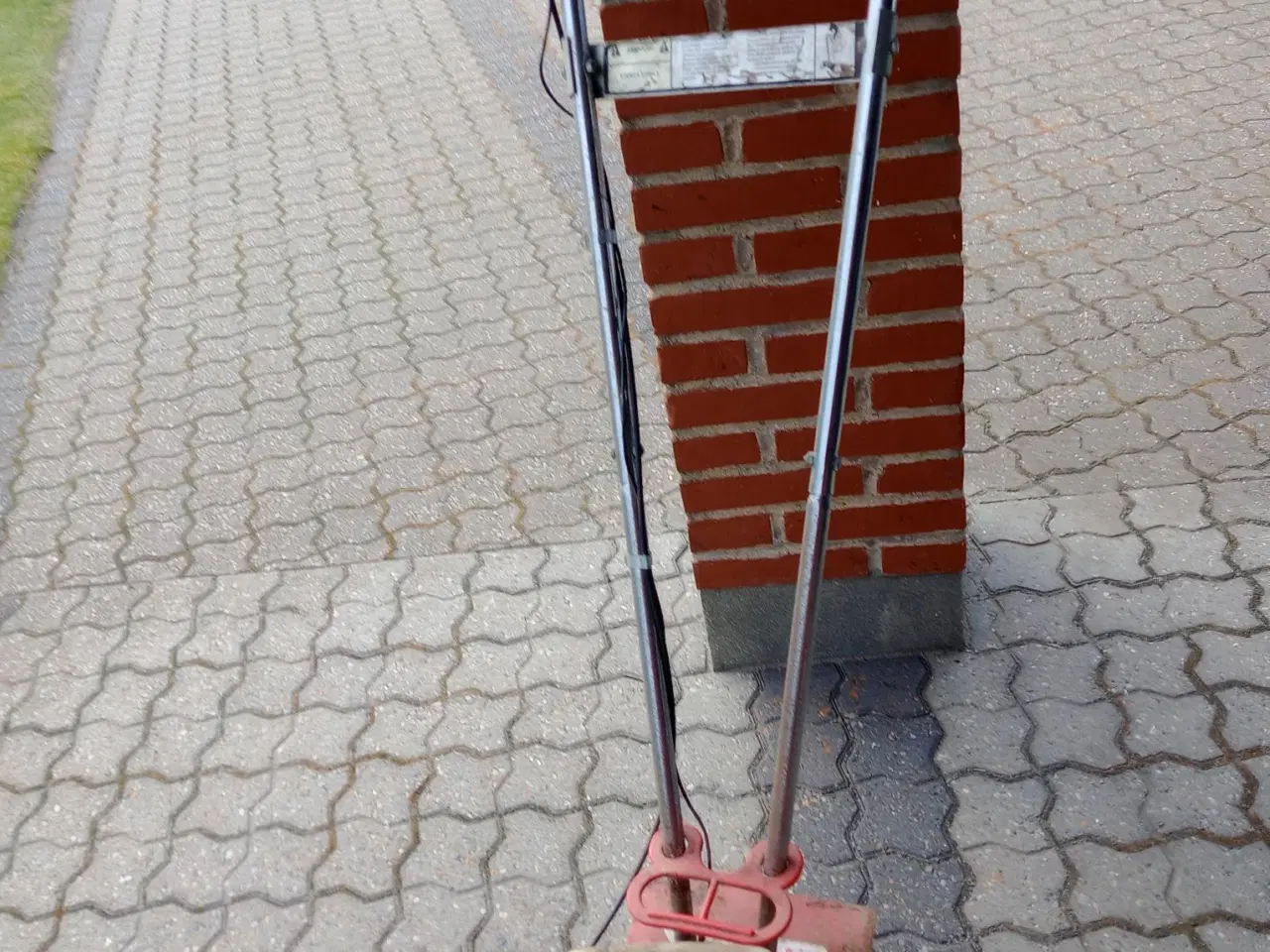 Billede 1 - Mantis havefræser 9 kg med meget tilbehør