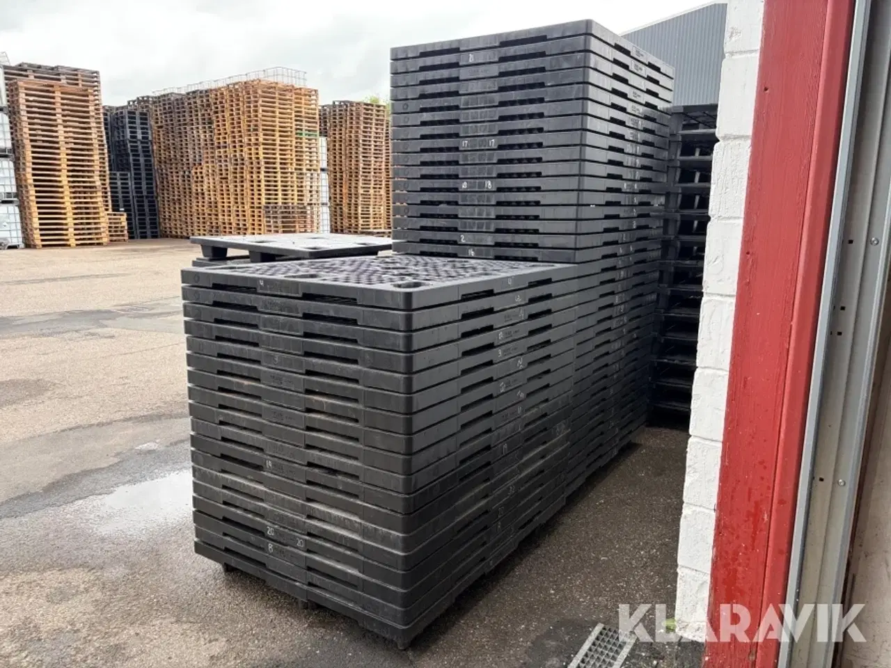 Billede 1 - Plastikpaller - 52 styk
