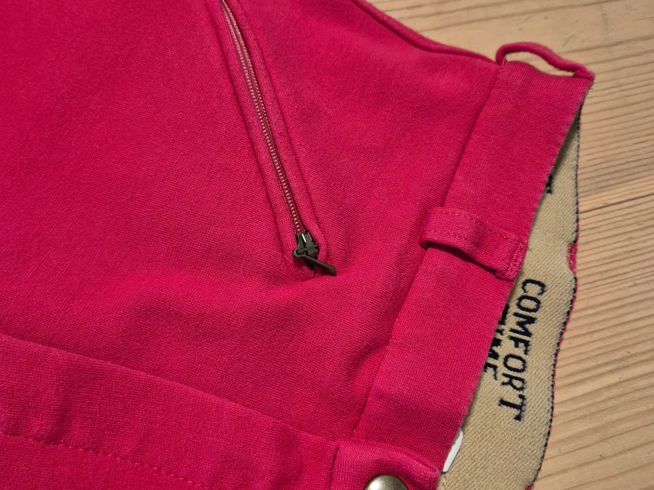 Billede 3 - Ridebukser og hjelm