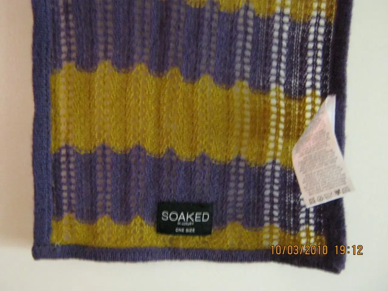 Billede 2 - Halstorklæde fra Soaked 