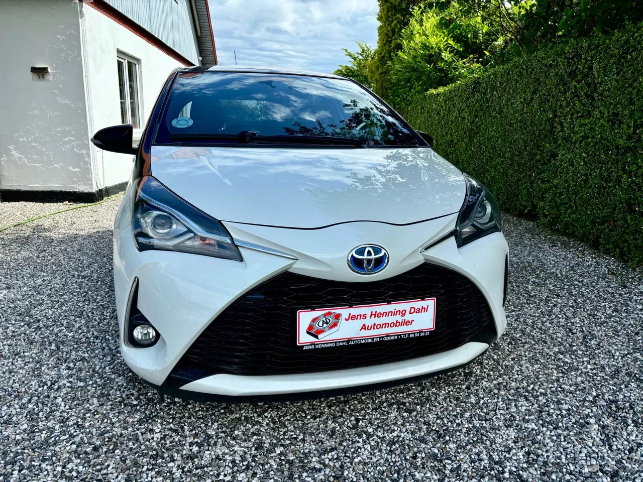 Billede 4 - Toyota Yaris 1,5 Hybrid Flavour HVID E-CVT 100HK 5d Trinl. Gear