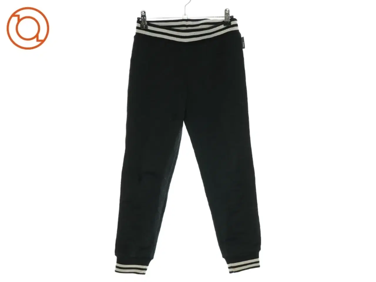 Billede 2 - 4 par gode Bukser (str. 140) 10 år