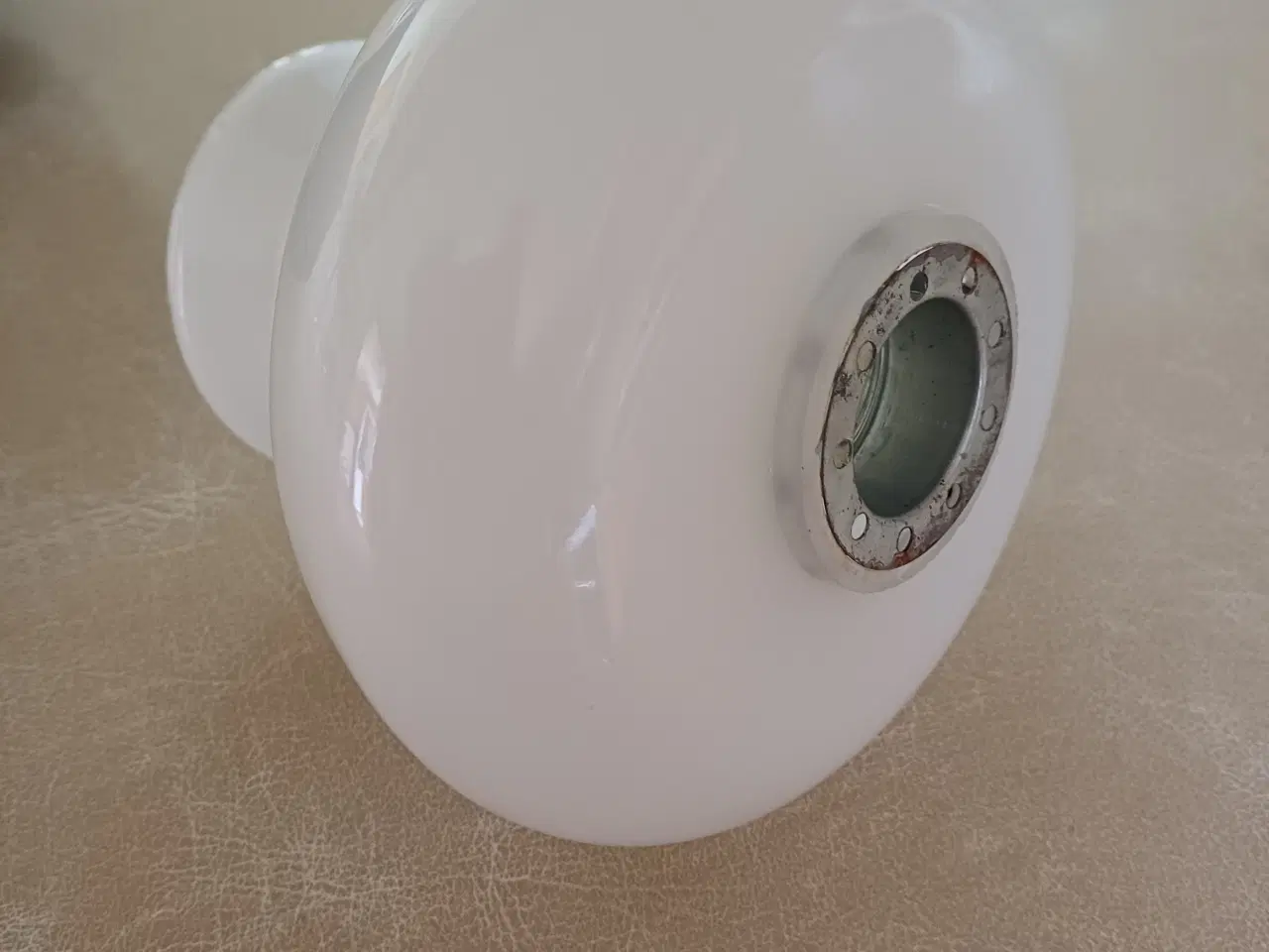 Billede 2 - Lampeskærm hvidt glas ala petroliumslampe-skærm