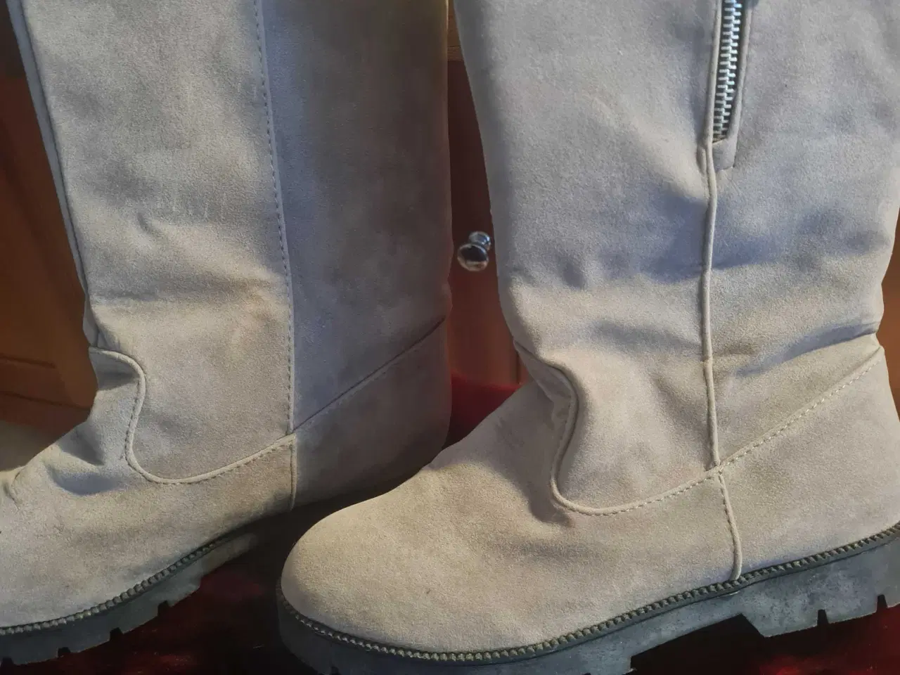 Billede 6 - Grå varme støvler str 38