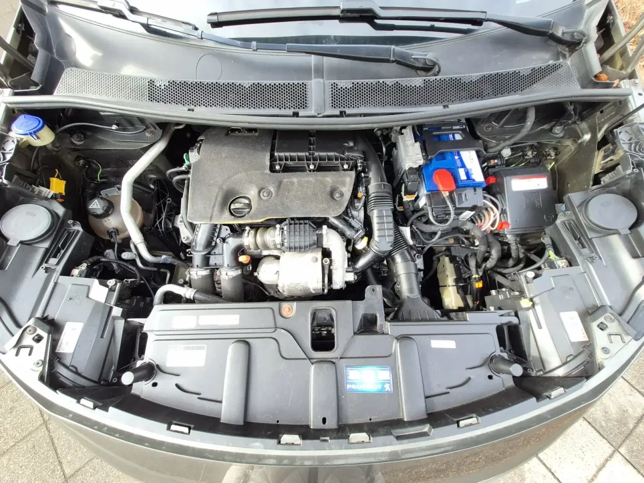 Billede 13 - Peugeot 3008 1,6 BlueHDi 120 Allure EAT6 Van