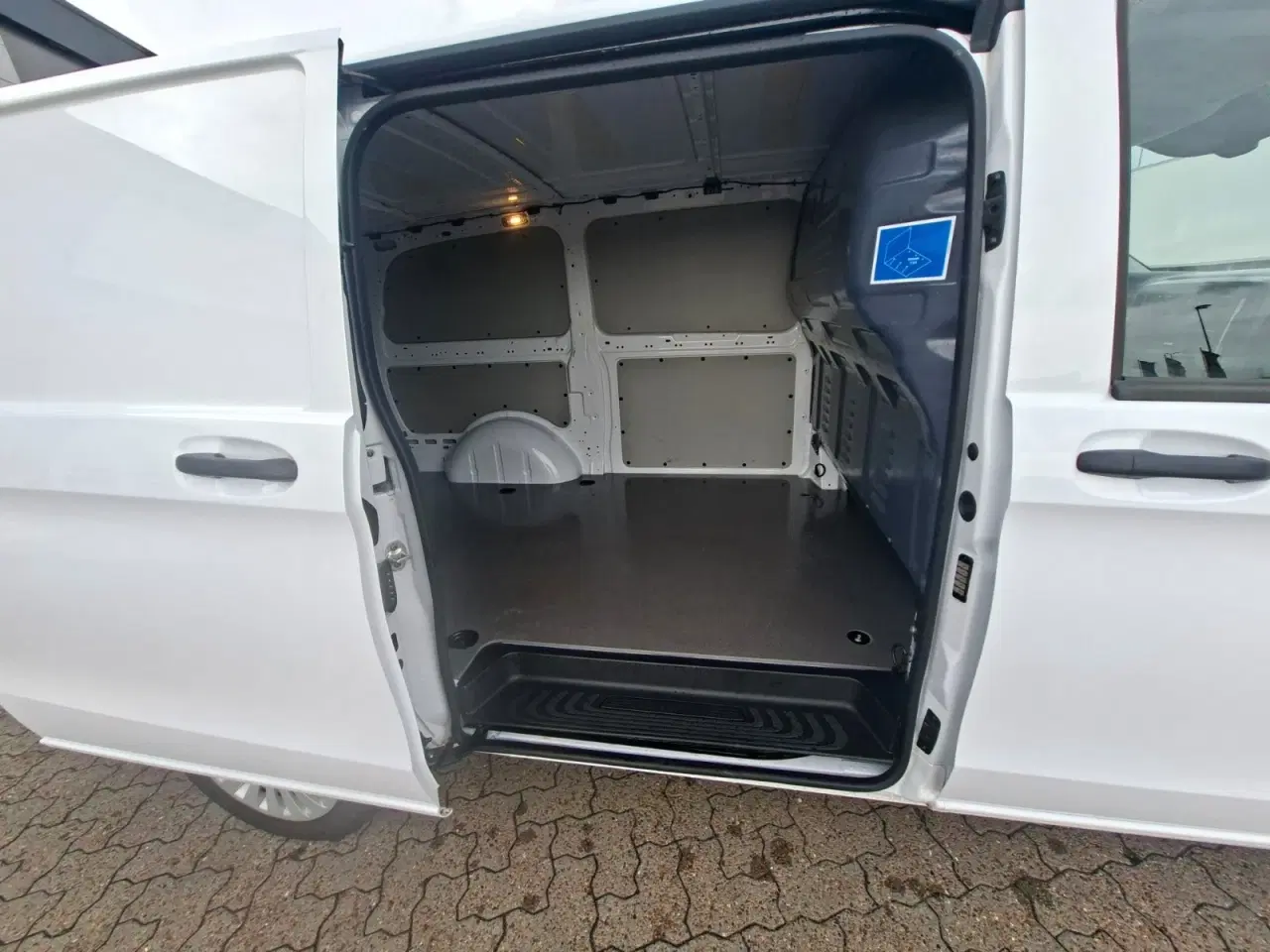 Billede 6 - Mercedes Vito 114 2,0 CDi A2 Kassevogn PRO aut. AWD