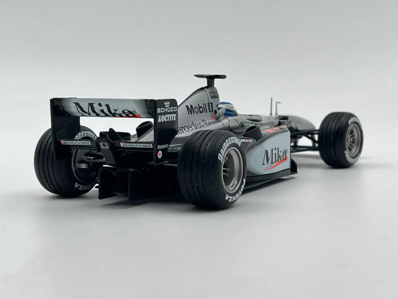Billede 3 - 2000 McLaren-Mercedes MP4/15 #1 - 1:18