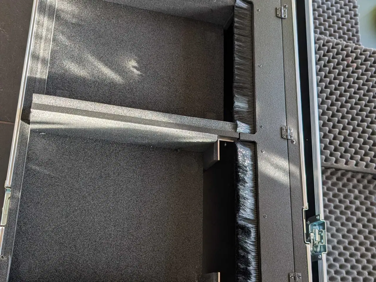 Billede 4 - Flightcase DJ Pult