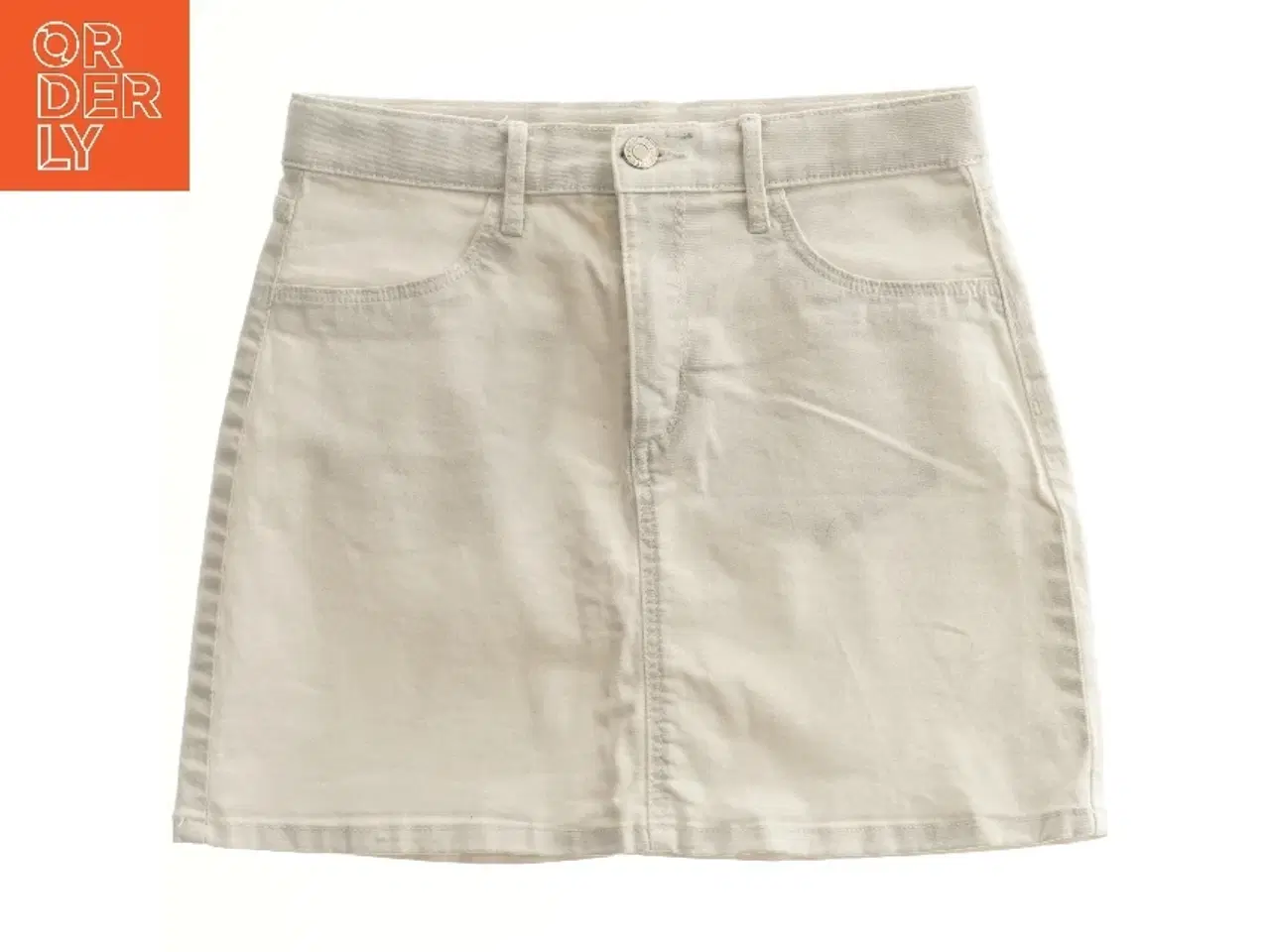 Billede 1 - Kort nederdel i denim fra H&M (str. 152)