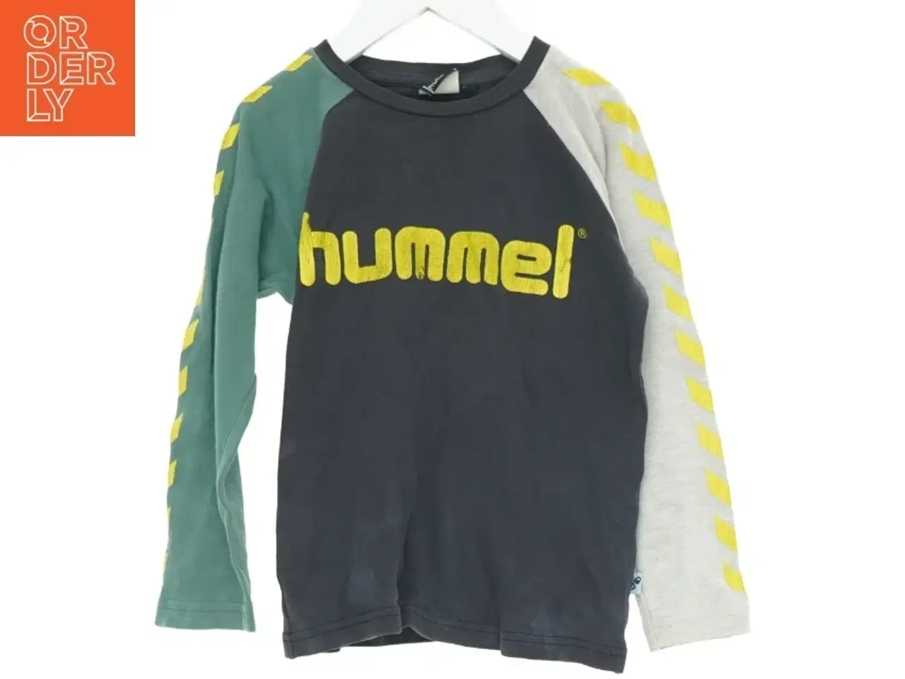 Billede 1 - Bluse fra Hummel (str. 110 cm)