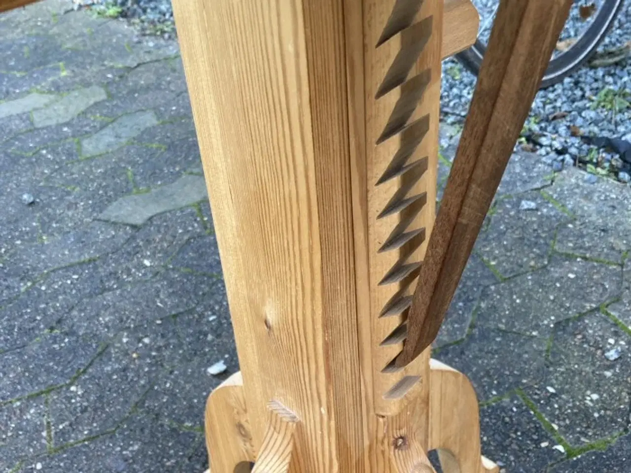 Billede 3 - Kniplebræt og kniplebord