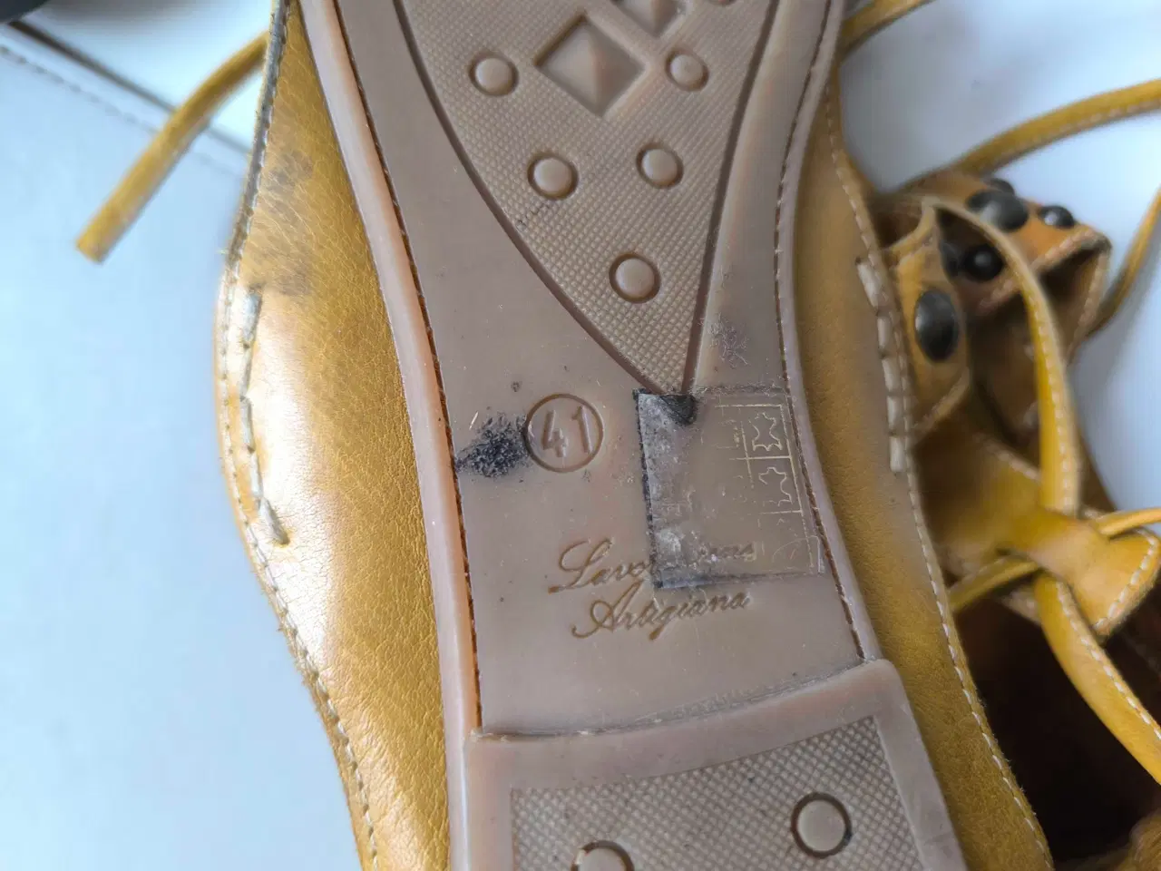 Billede 5 - 2 par sandaler meget flotte