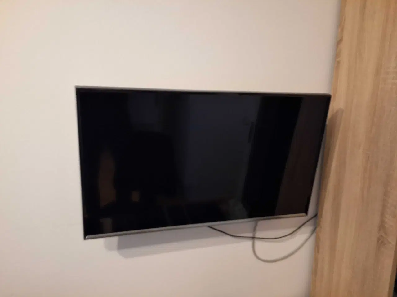Billede 3 - 32" Samsung TV med vægbeslag