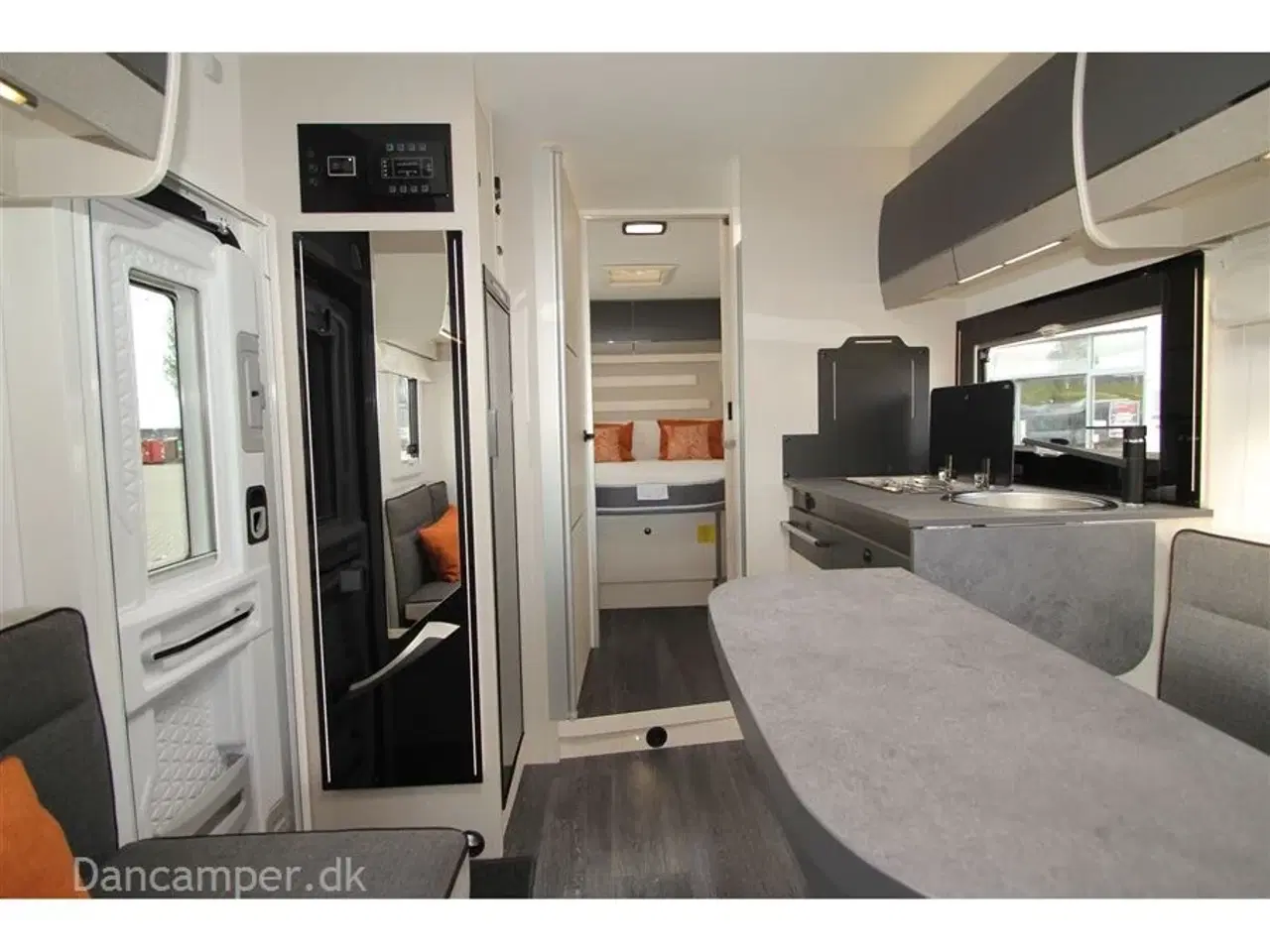 Billede 6 - 2025 - Chausson 788 Titanium ULTIMATE   Fabriksny Chausson 788 Titanium Ultimate, med queens bed og meget udstyr