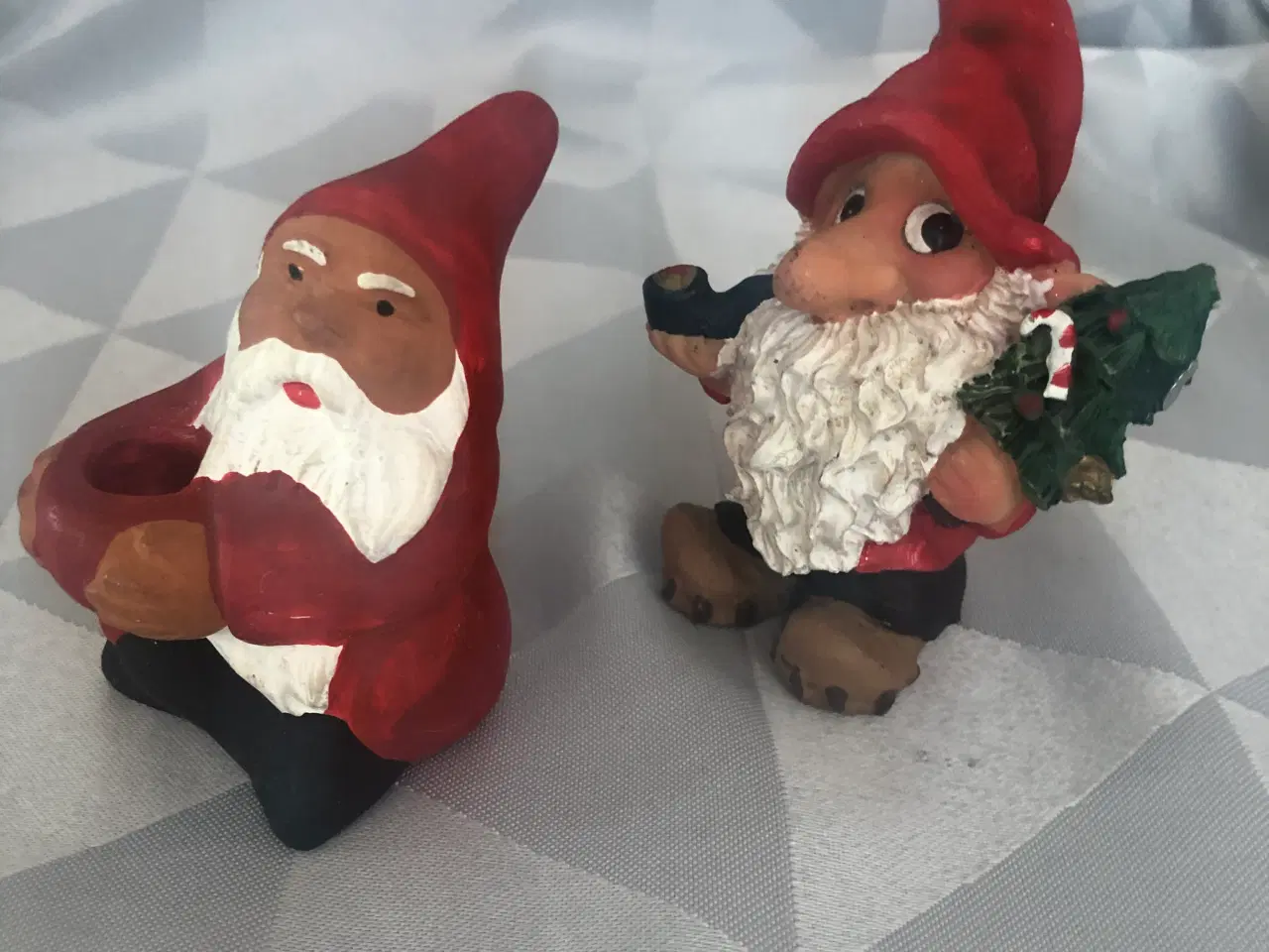 Billede 8 - 2 keramik julefigurer juletrold & julemand 