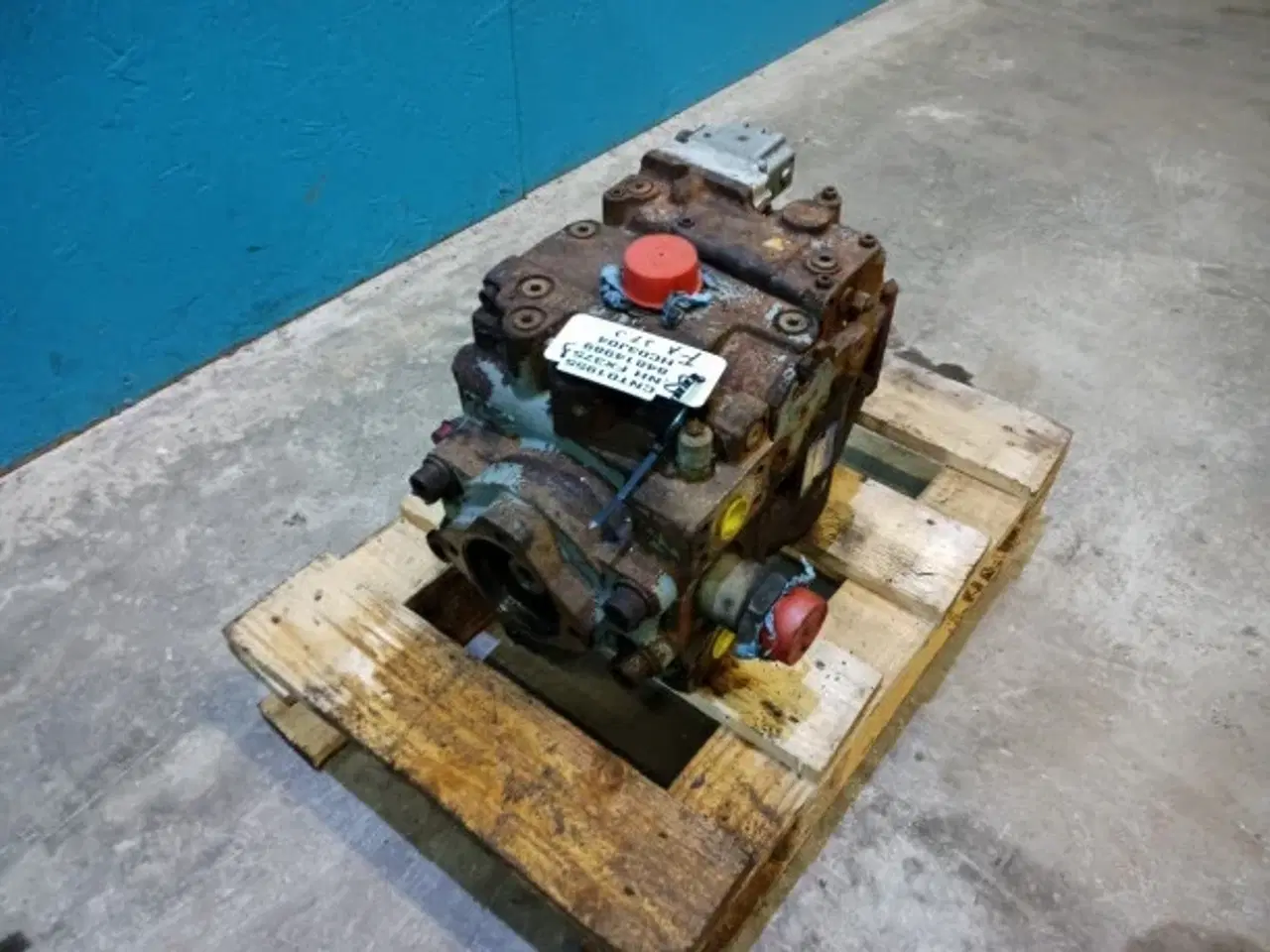 Billede 2 - New Holland FX375 Hydrostatpumpe 84814989