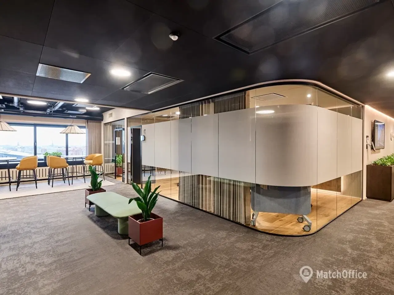 Billede 9 - Flot flerbrugerejendom ”Tower” lige ved havnefronten