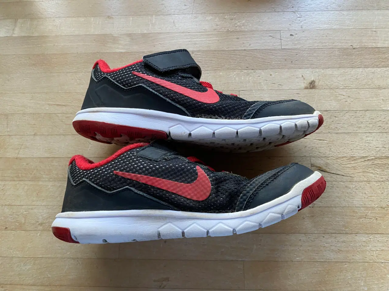 Billede 2 - Nike kondisko str. 32