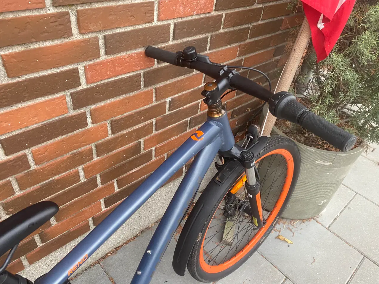 Billede 3 - Købt til 6299 kr 26 tommer topmodellen 