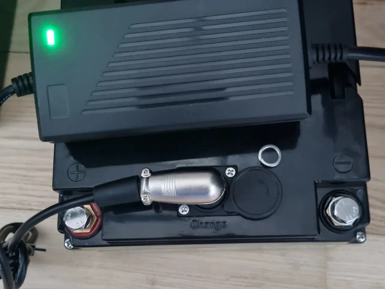 Billede 2 - 20Ah ENDURO batteri med lader