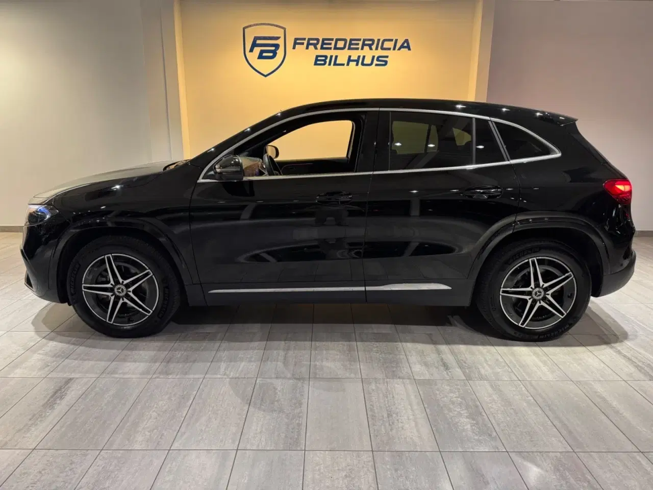 Billede 2 - Mercedes EQA250+  AMG Line Premium