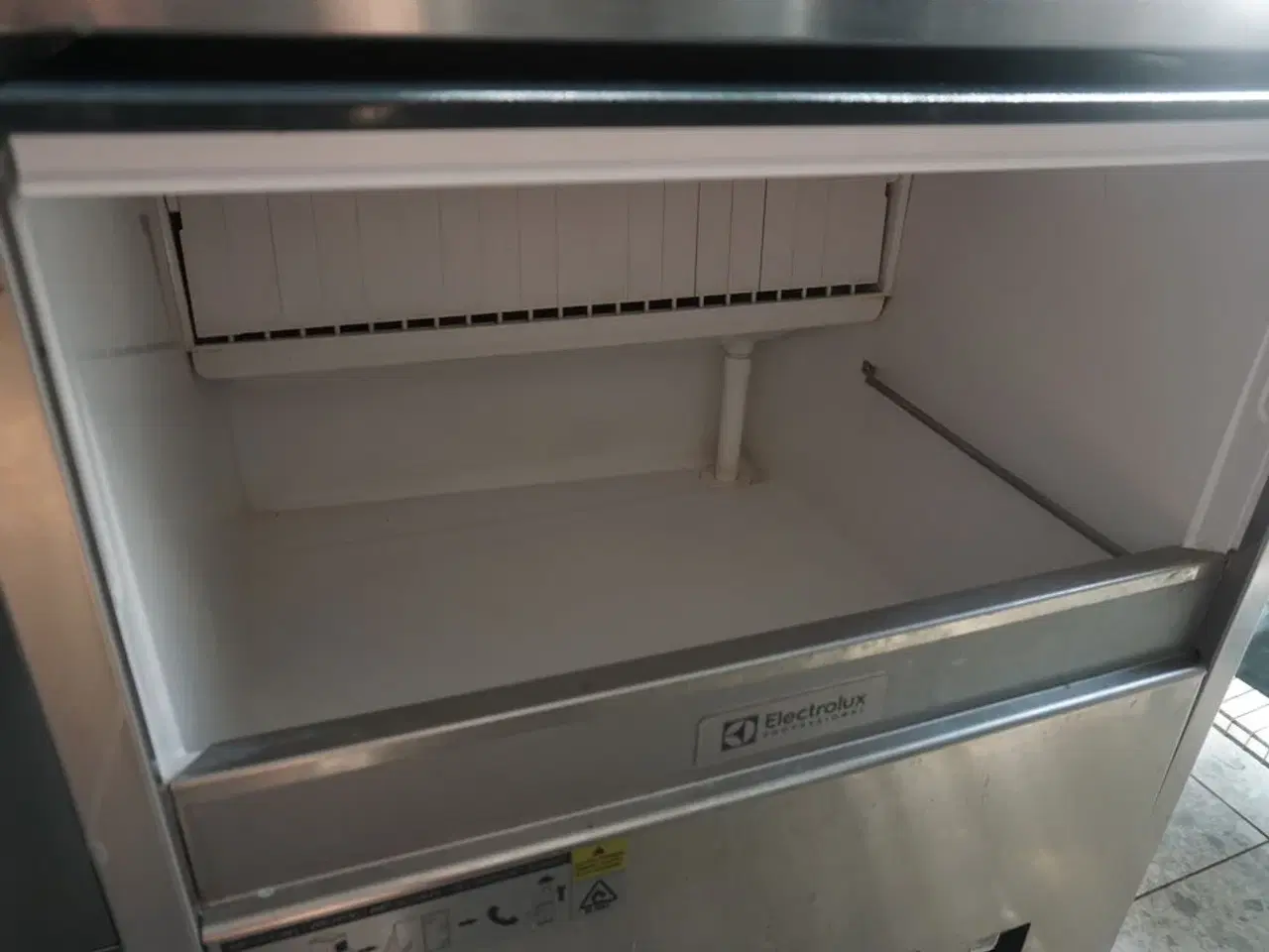Billede 5 - Isterningmaskine ELECTROLUX