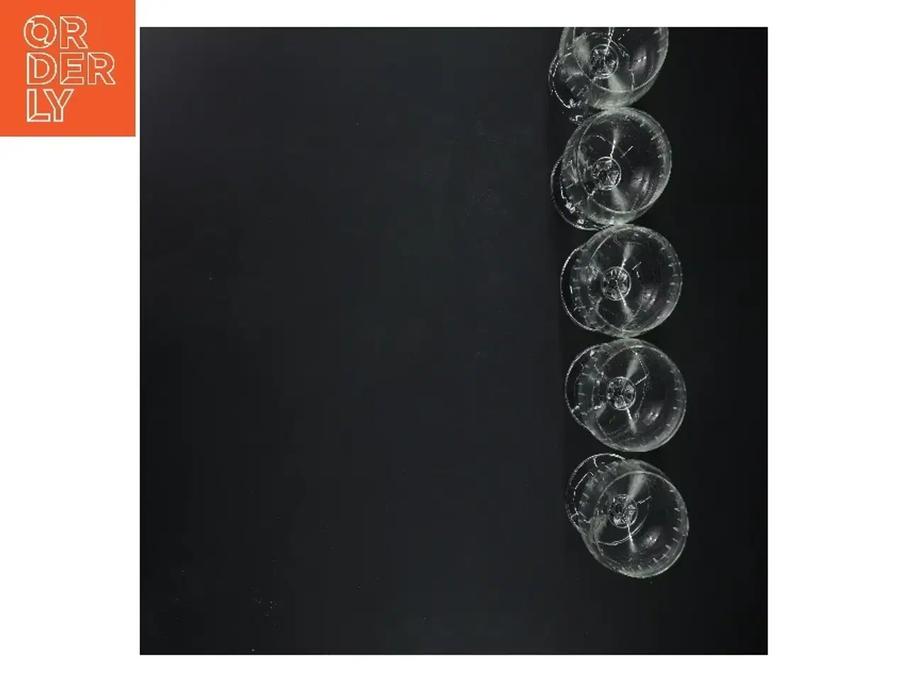 Billede 2 - Smukke vinglas, sæt af 5 (str. 5 styk, 13 cm)