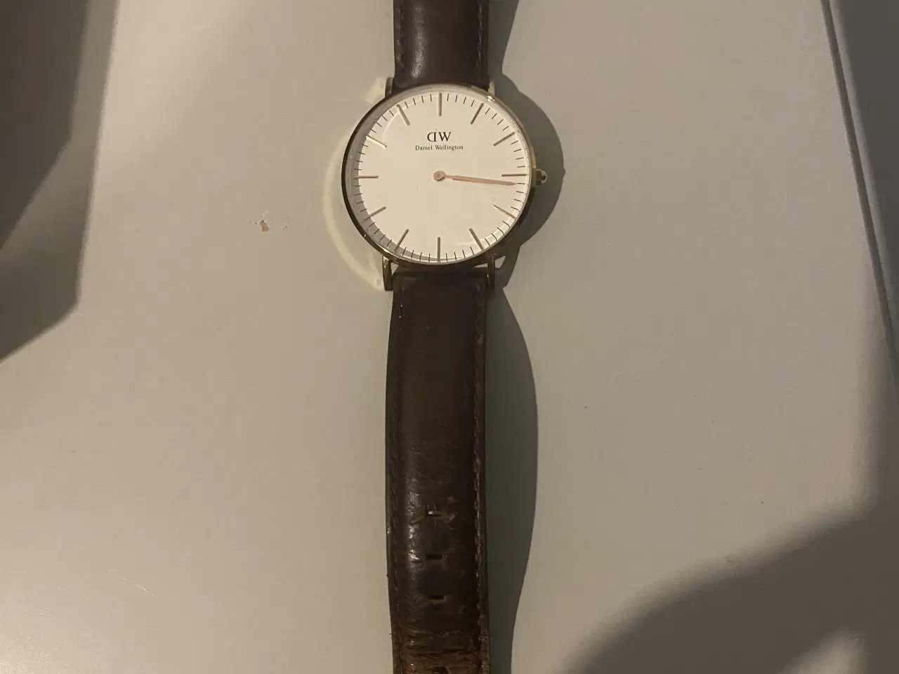 Billede 2 - Flot DW ur, guldbelagt