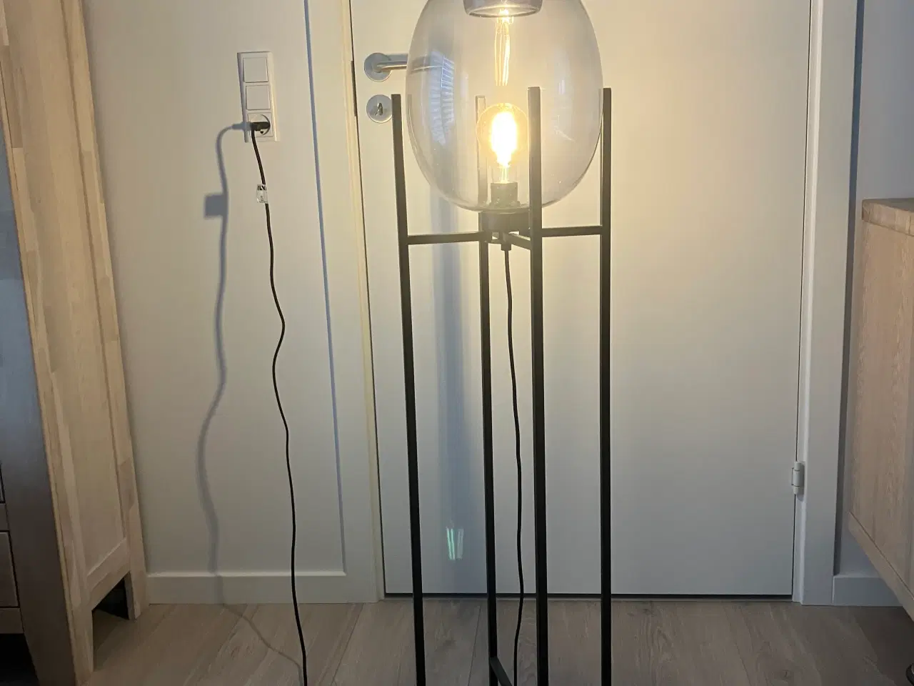 Billede 4 - Lampe sæt i røgfavet glas