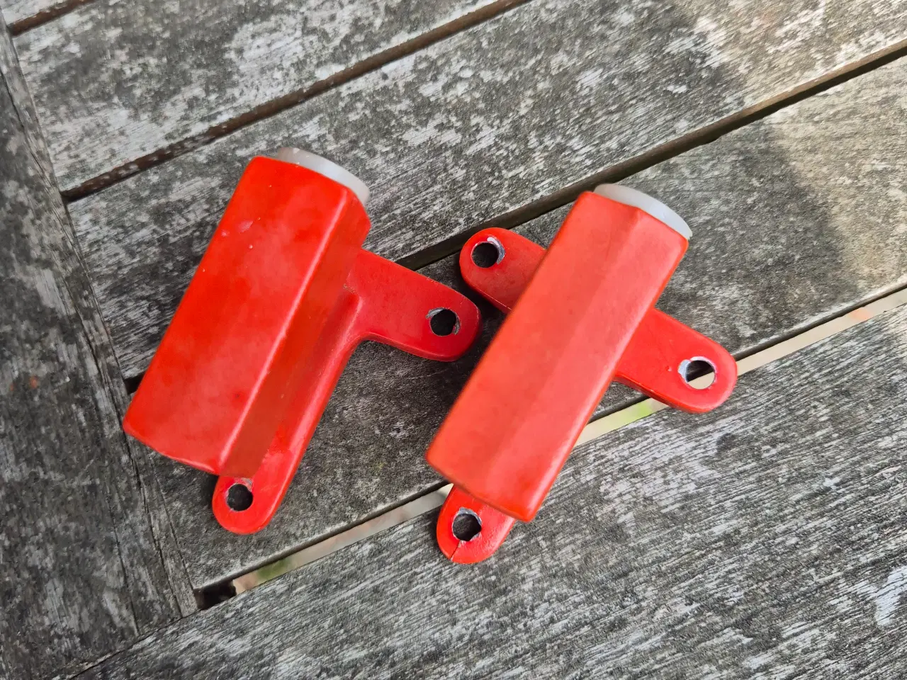 Billede 11 - To røde arkitektlamper med vægbeslag 