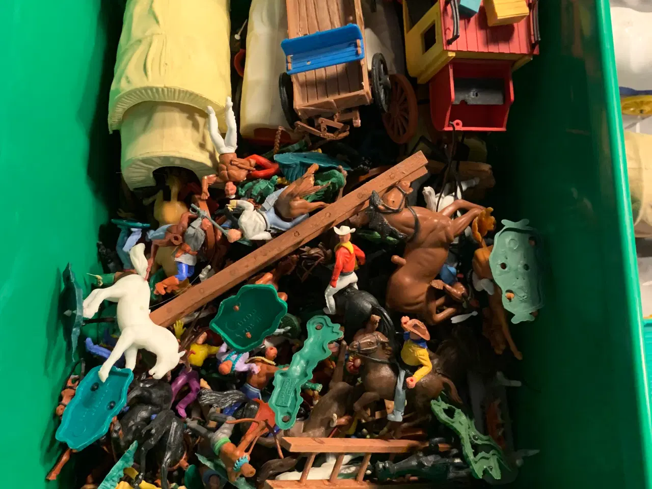 Billede 6 - Indianer, cowboys og huse