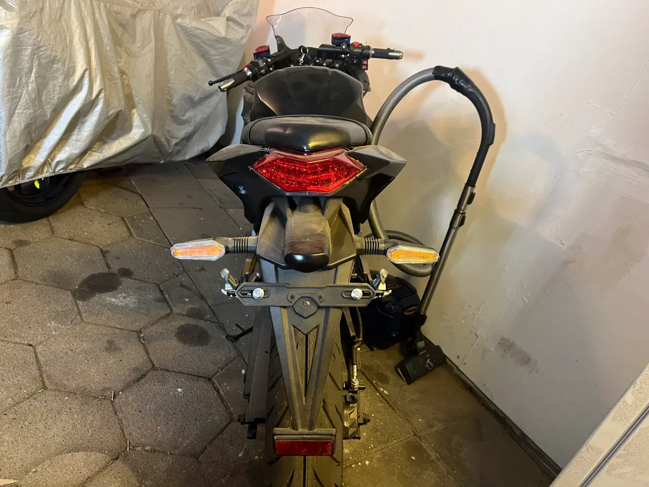 Billede 3 - Helt ny el mc! :)