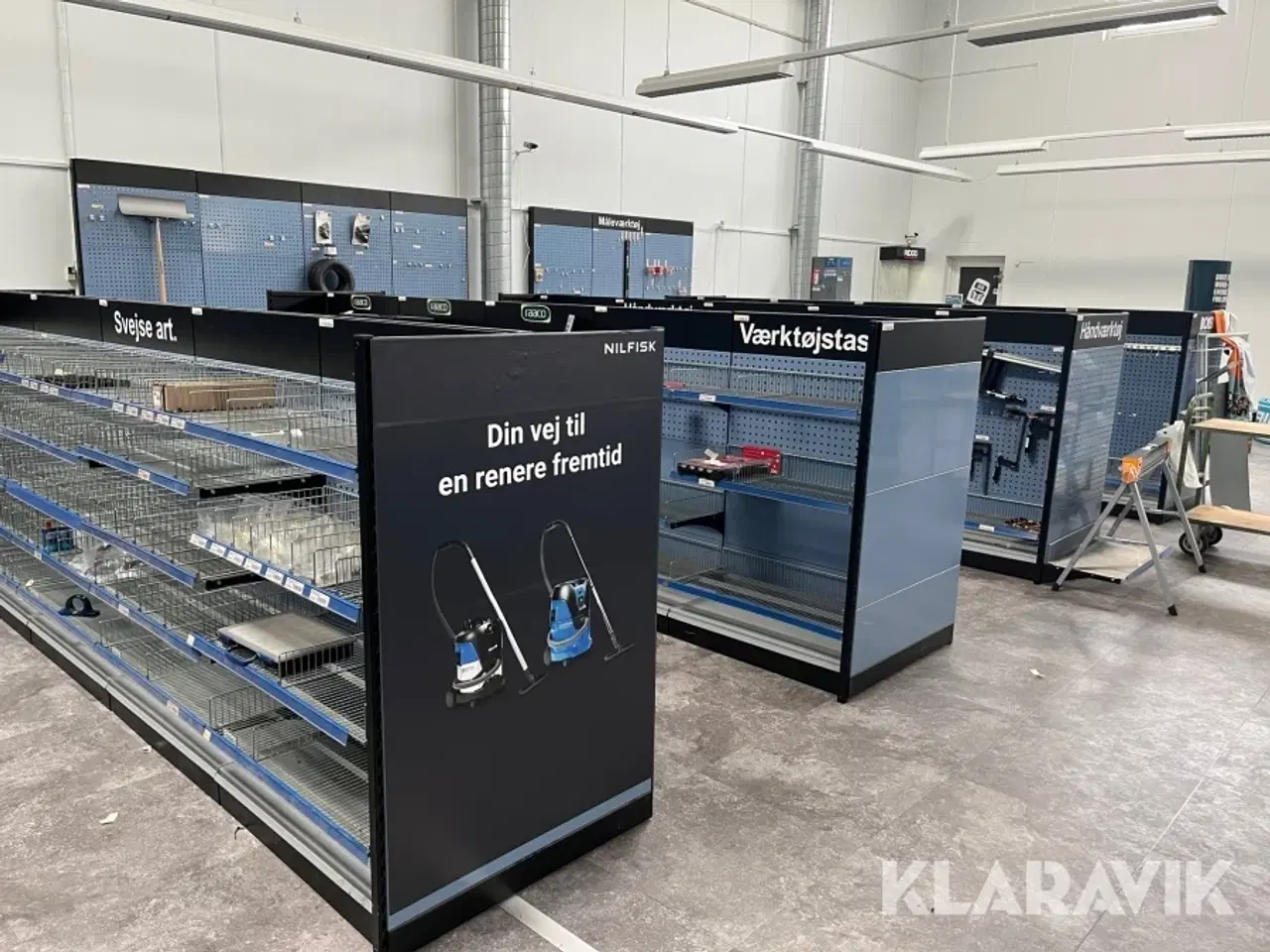 Billede 1 - Værksteds/butik inventar