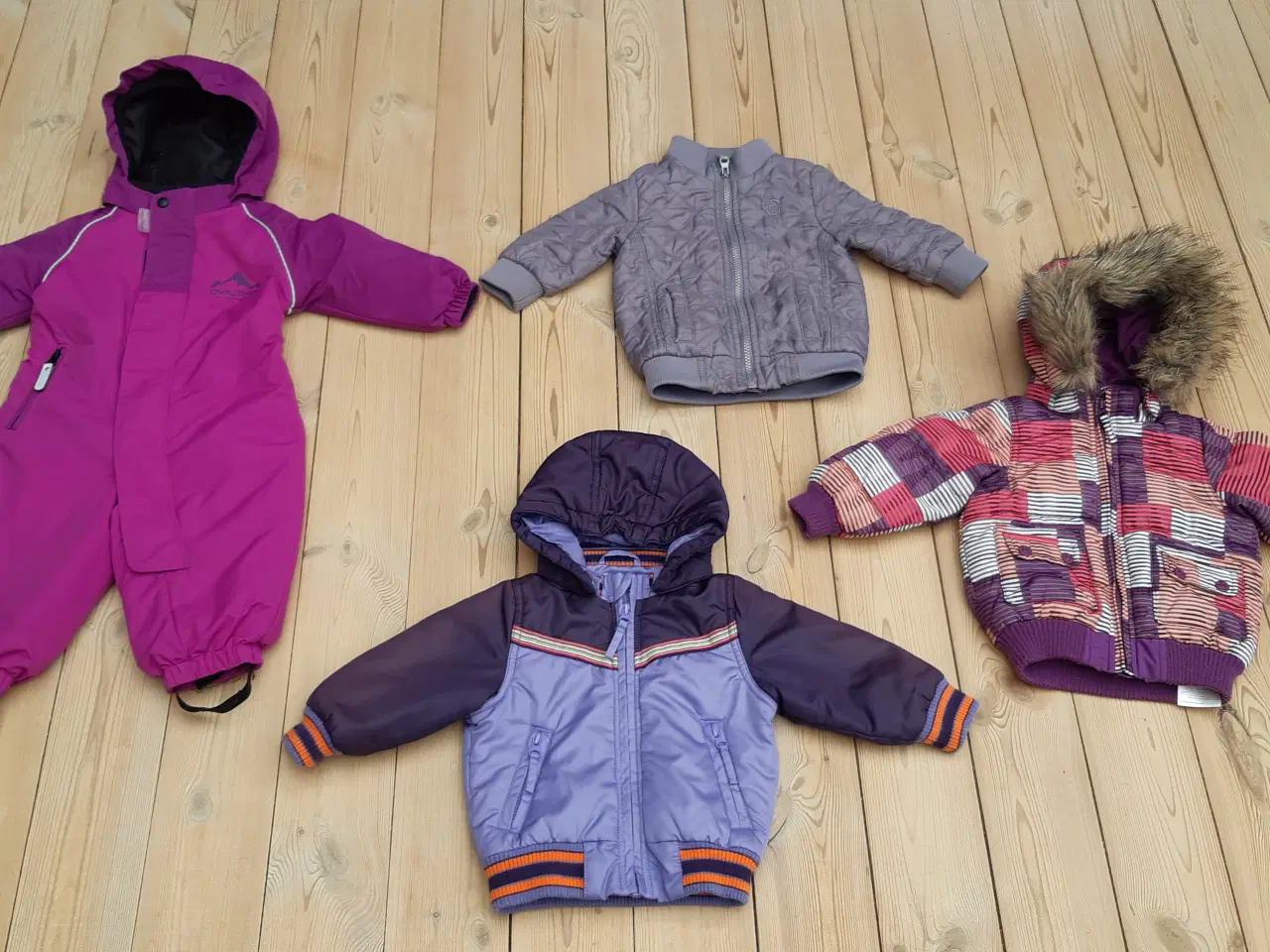 Billede 6 - STR 74 DISNEY - NÆSTEN SOM NY - se 68/74