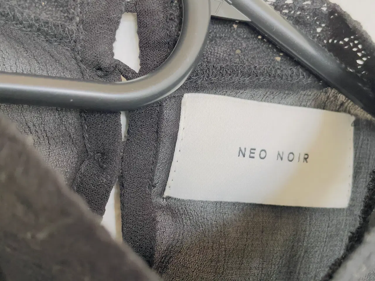 Billede 2 - Neo noir Gatherings Detail Chiffon Shirt 