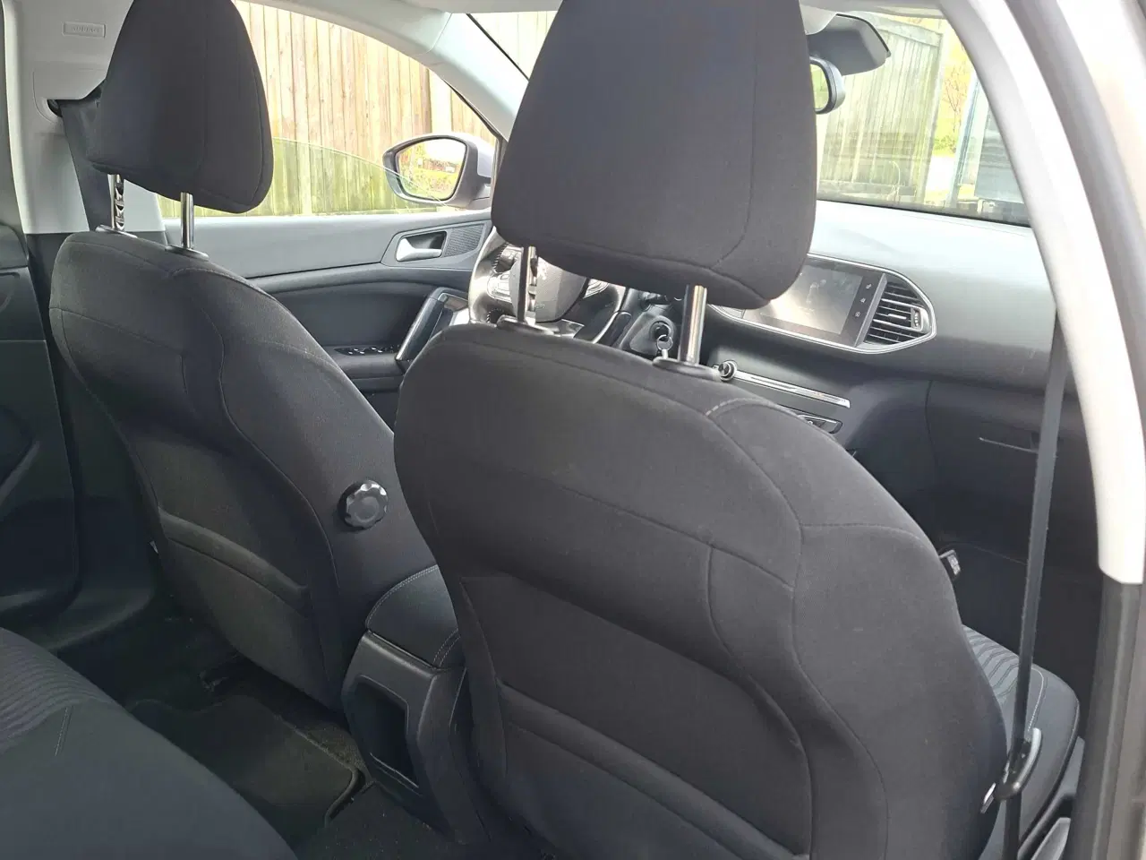 Billede 11 - Peugeot 308 1.6 hdi blue 2015