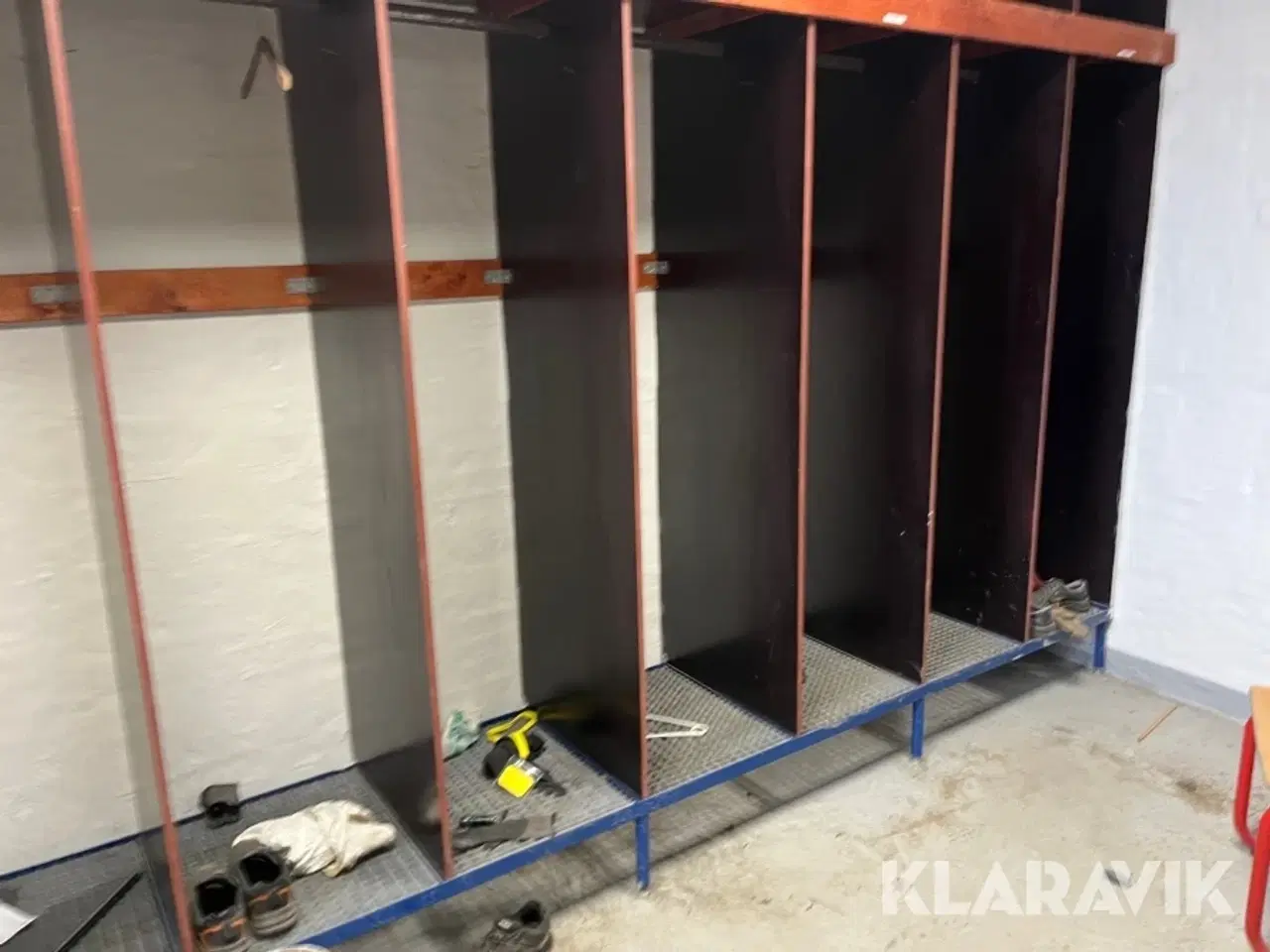 Billede 3 - Våd garderobe