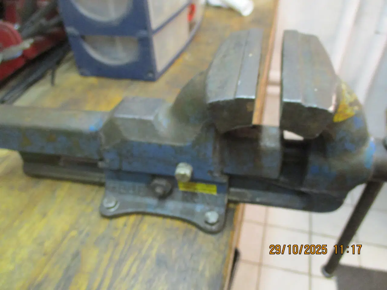 Billede 1 - skruestik Heuer Front