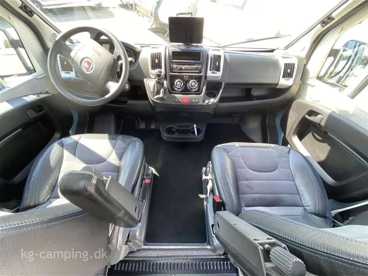 Billede 10 - 2021 - Adria Twin Supreme 640 SLB   Velholdt Adria TWIN 640 SLB årgang 2021 med masser af udstyr